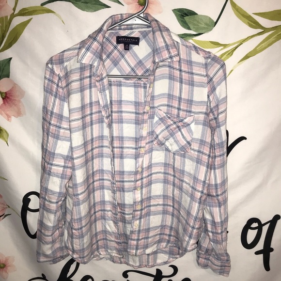 Aeropostale Tops - Aeropostale size small flannel